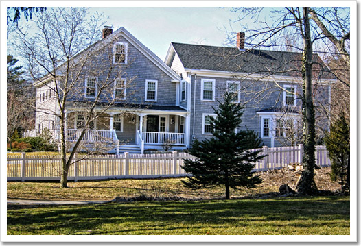 View 4 - 376 North Main Street