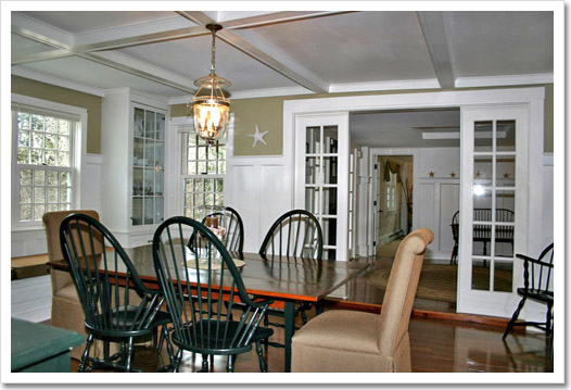 View 7 - 376 North Main Street