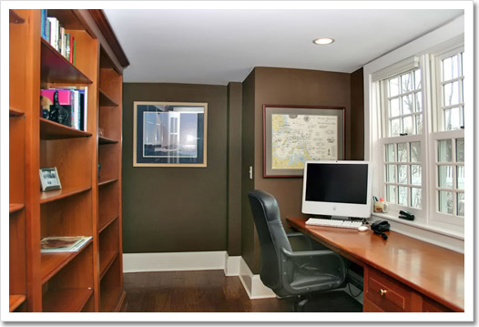 View 16 - 376 North Main Street