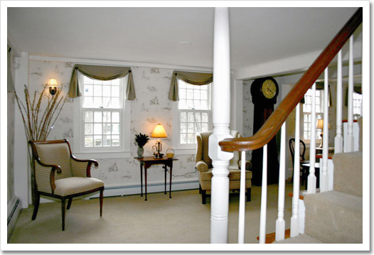 View 17 - 376 North Main Street