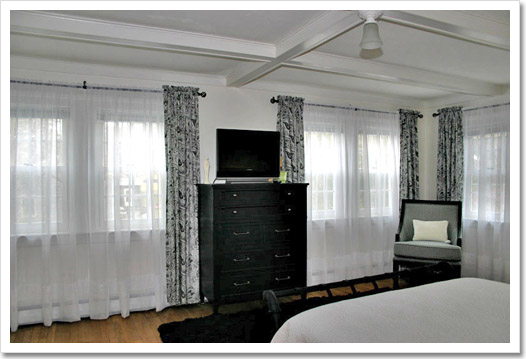 View 28 - 376 North Main Street